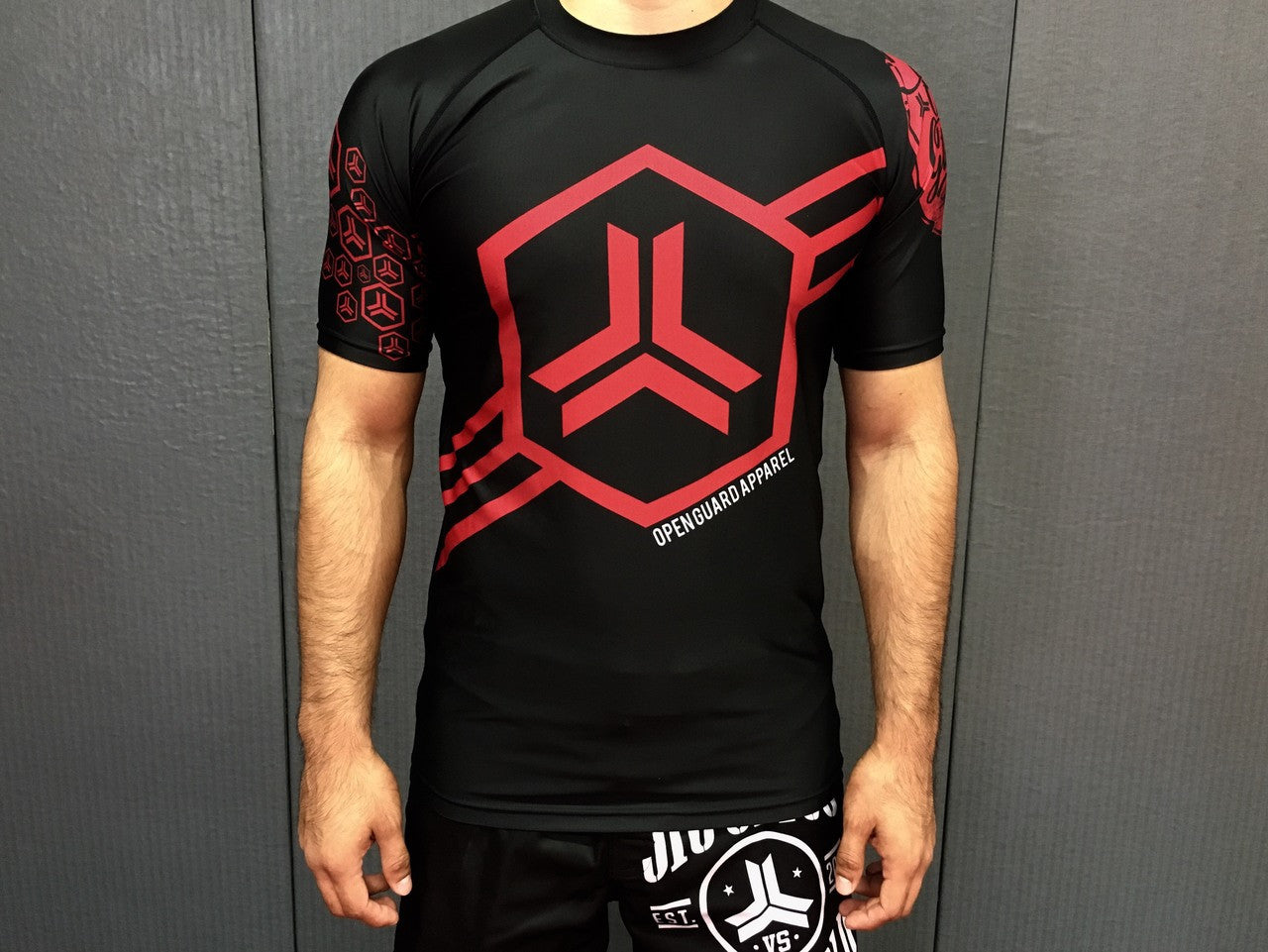 New Open Guard Apparel Hex Flow Ranked Short Sleeve Rashguard for black belts available at www.openguardapparel.com or for the rest of us.

Enjoy Quick shipping anywhere from Open Guard Apparel today!